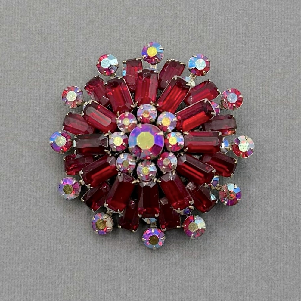 VINTAGE Red Aurora Borealis Crystal Brooch